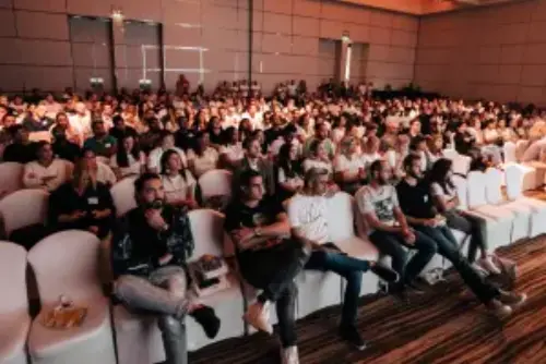 This image shows a listening crowd on an Event.